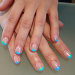 Blauwe French Manicure